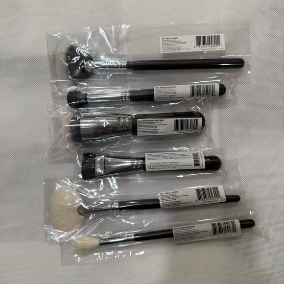 Morphe Face Brush Set M510, M310, M458, M444, M557, M497 Bundle Of 6 - Picture 2 of 4